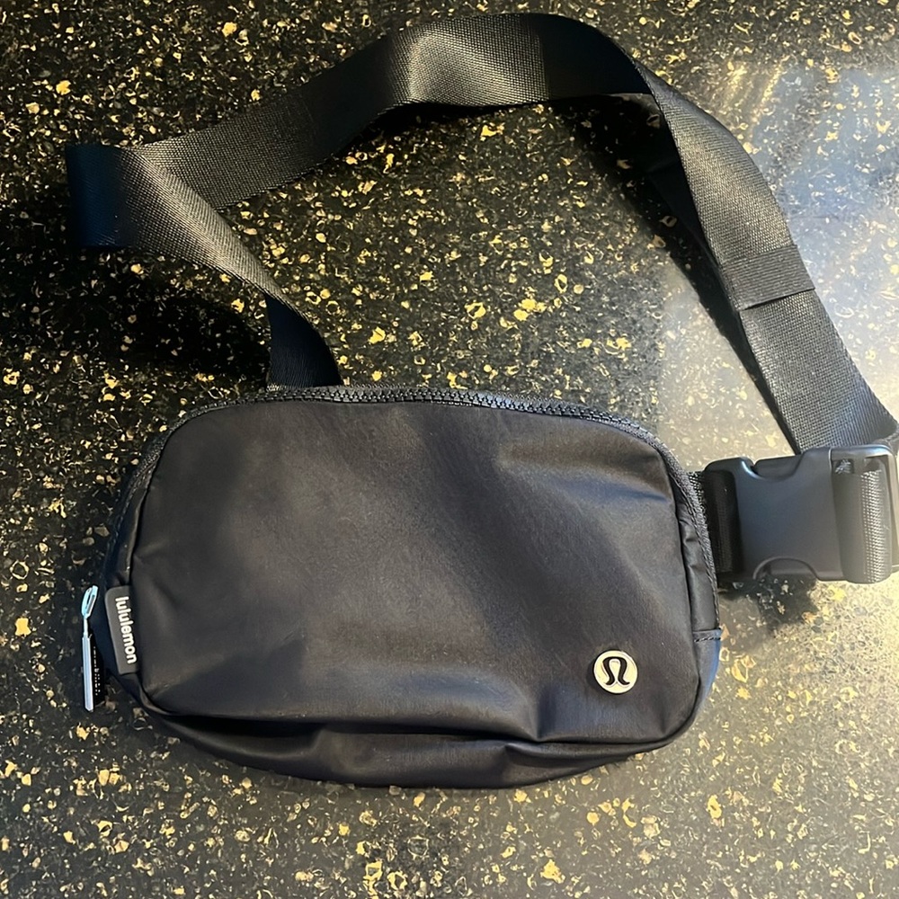 Lululemon belt bag - black w gold accents